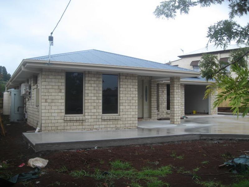 239a New England Highway, Blue Mountain Heights QLD 4350