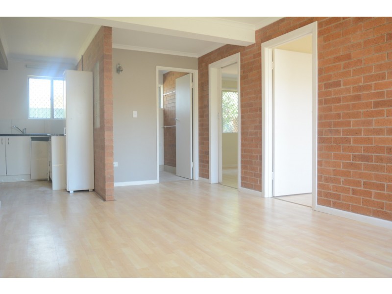 1/22 Kirklees Street, Newtown QLD 4350