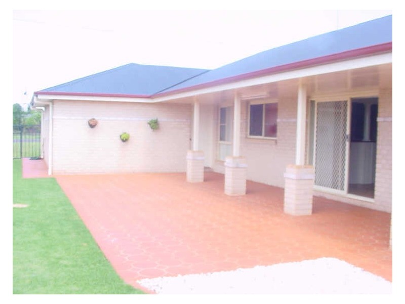 533 Hume Street, Kearneys Spring QLD 4350