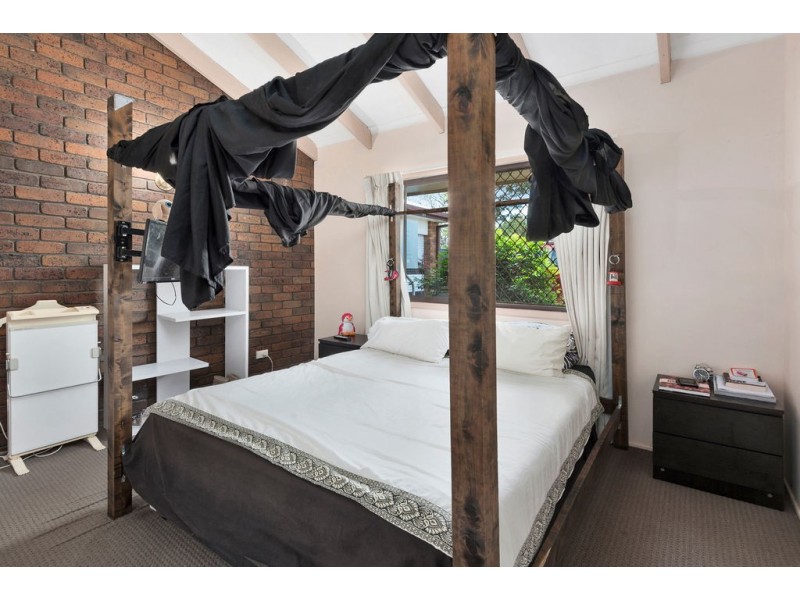 1/25 Debra Street, Centenary Heights QLD 4350