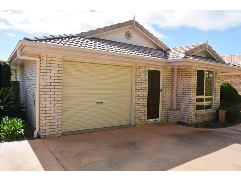2/42 Gordon Avenue, Newtown QLD 4350