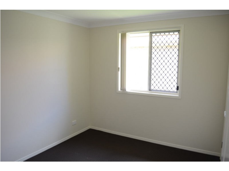 2/42 Gordon Avenue, Newtown QLD 4350
