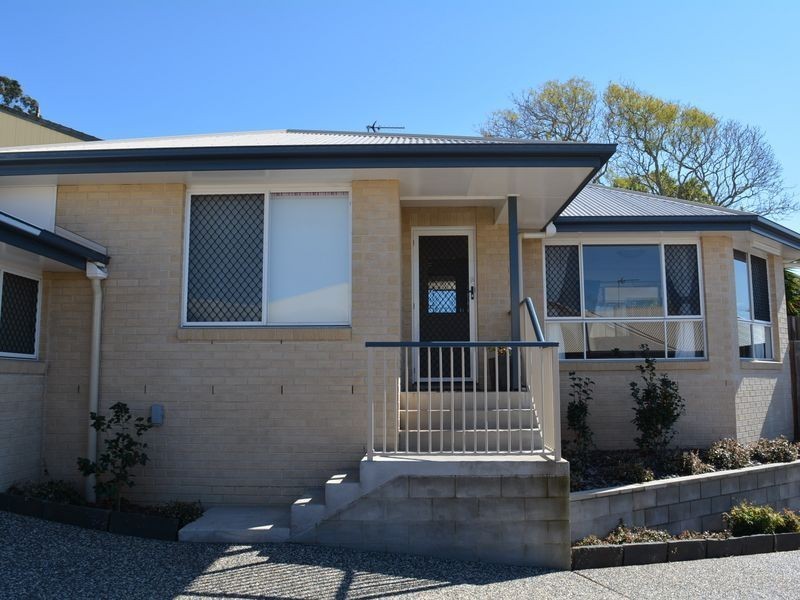 2/82 Holberton Street, Rockville QLD 4350