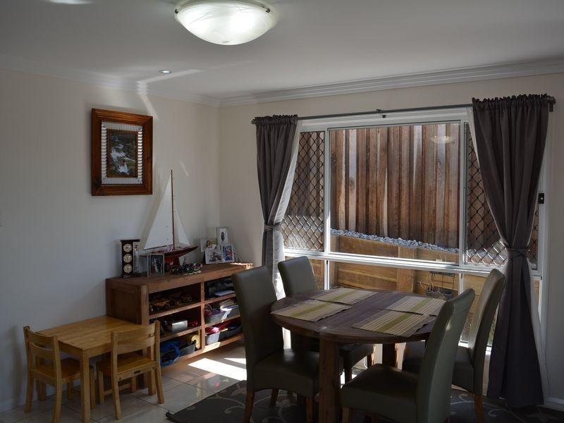 2/82 Holberton Street, Rockville QLD 4350