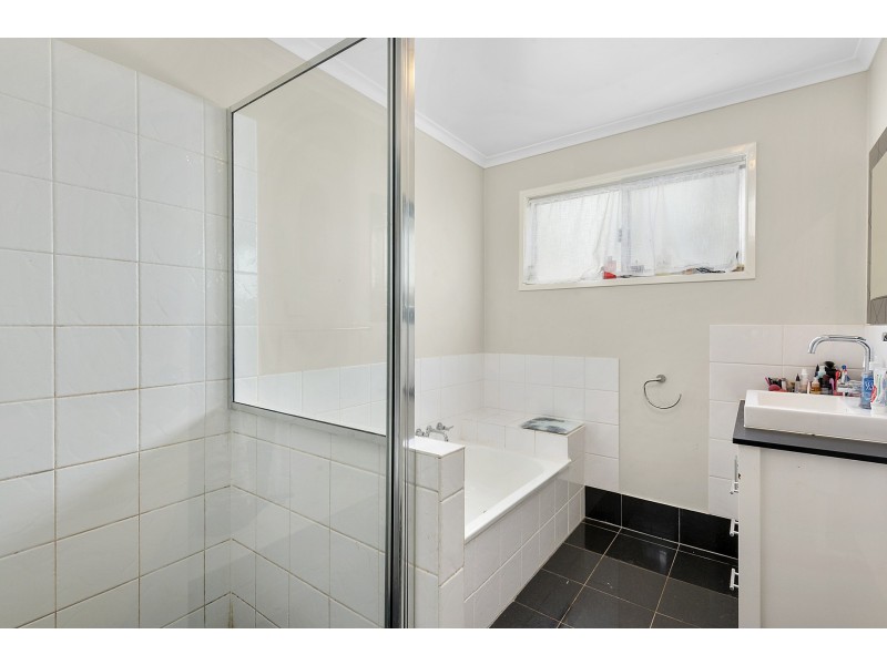 10 Coolawin Court, Wilsonton Heights QLD 4350