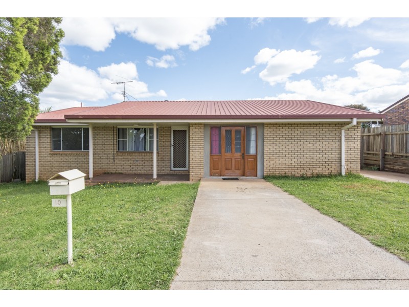 10 Coolawin Court, Wilsonton Heights QLD 4350