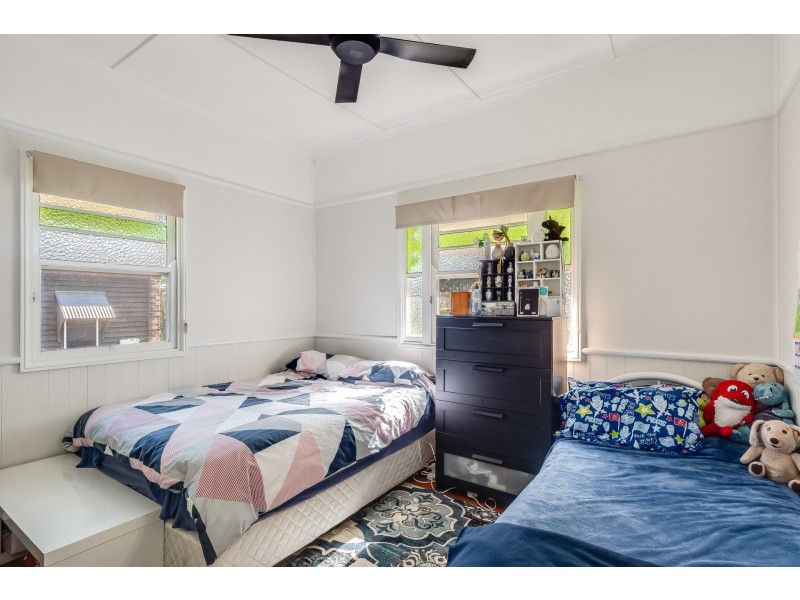 12 Chamberlain Street, North Toowoomba QLD 4350