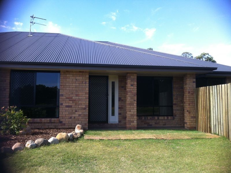 2/7 Amity Court, Glenvale QLD 4350