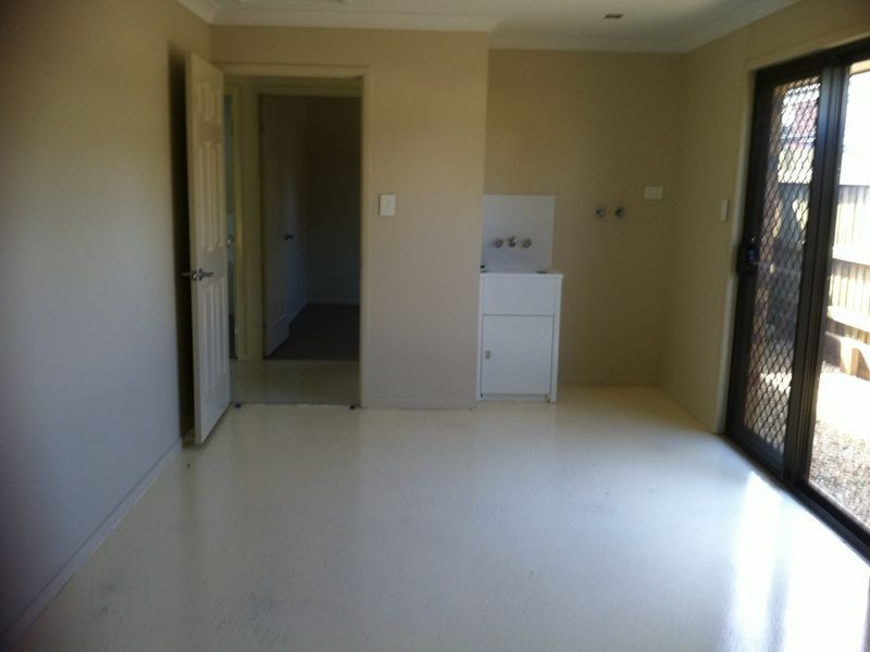 2/7 Amity Court, Glenvale QLD 4350