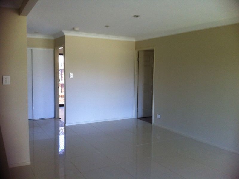 2/7 Amity Court, Glenvale QLD 4350