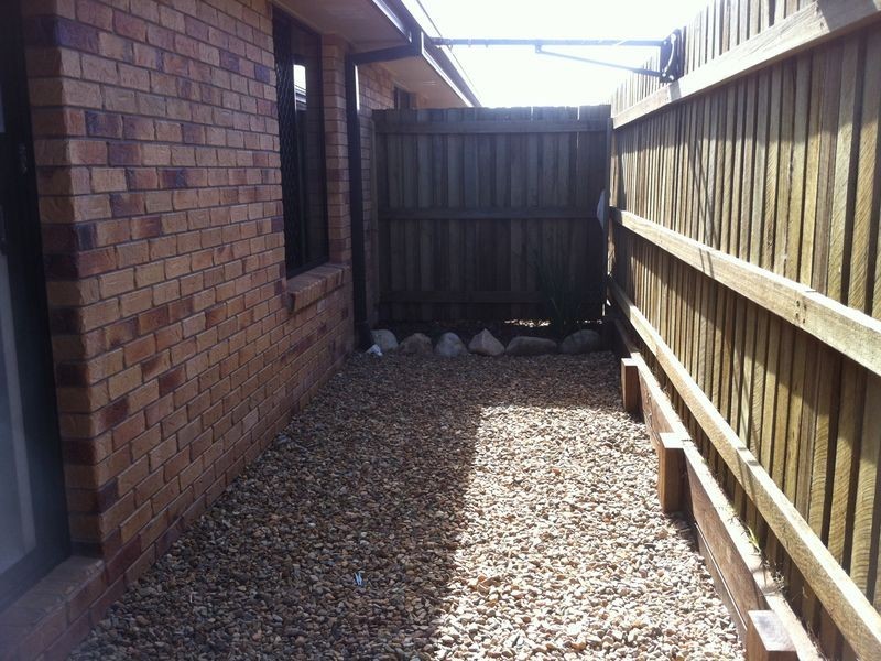 2/7 Amity Court, Glenvale QLD 4350