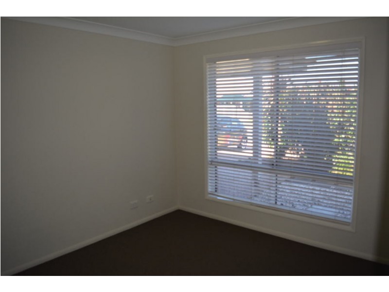 5 Gaudron Close, Wilsonton Heights QLD 4350