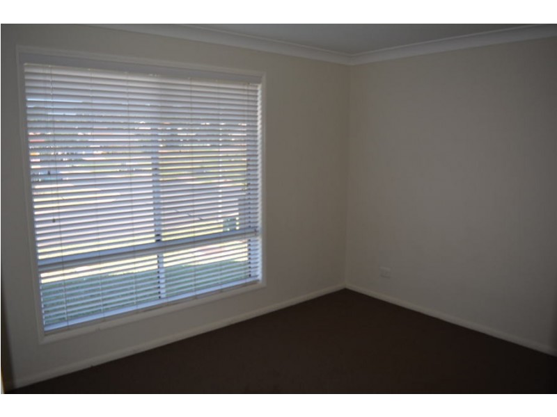 5 Gaudron Close, Wilsonton Heights QLD 4350