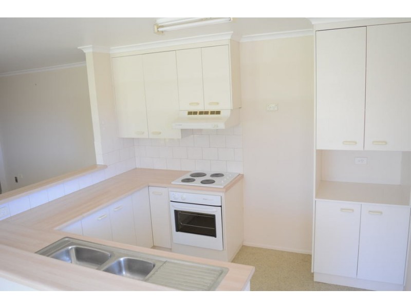 9 Satinwood Court, Glenvale QLD 4350