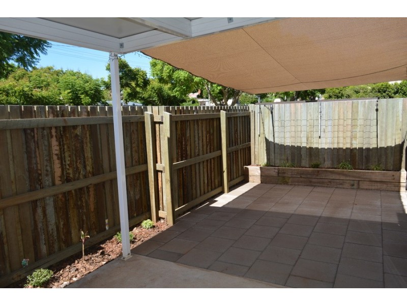 1/34 Stephen Street, South Toowoomba QLD 4350
