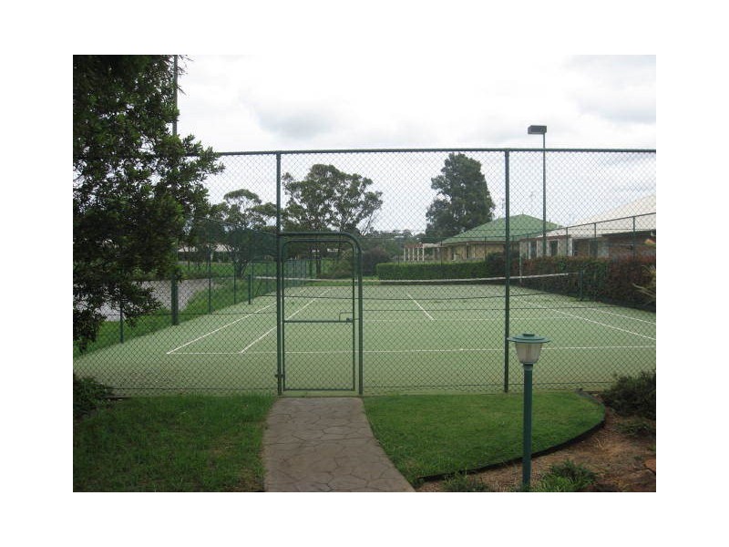 20/279 Mackenzie Street, Middle Ridge QLD 4350