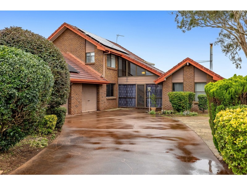 5 Amber Court, Darling Heights QLD 4350