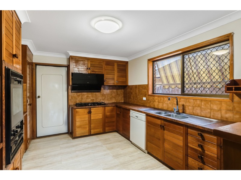 5 Amber Court, Darling Heights QLD 4350