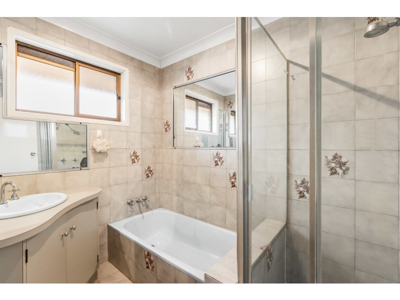 5 Amber Court, Darling Heights QLD 4350