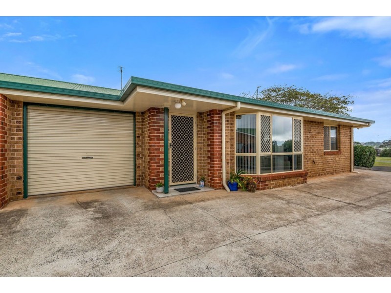 1/4 Brunckhorst Drive, Kearneys Spring QLD 4350