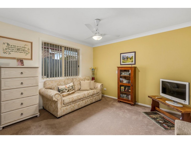 1/4 Brunckhorst Drive, Kearneys Spring QLD 4350