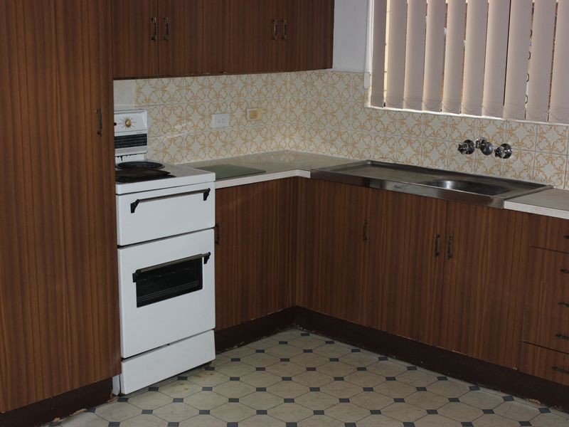 2/67 Taylor Street, Newtown QLD 4350