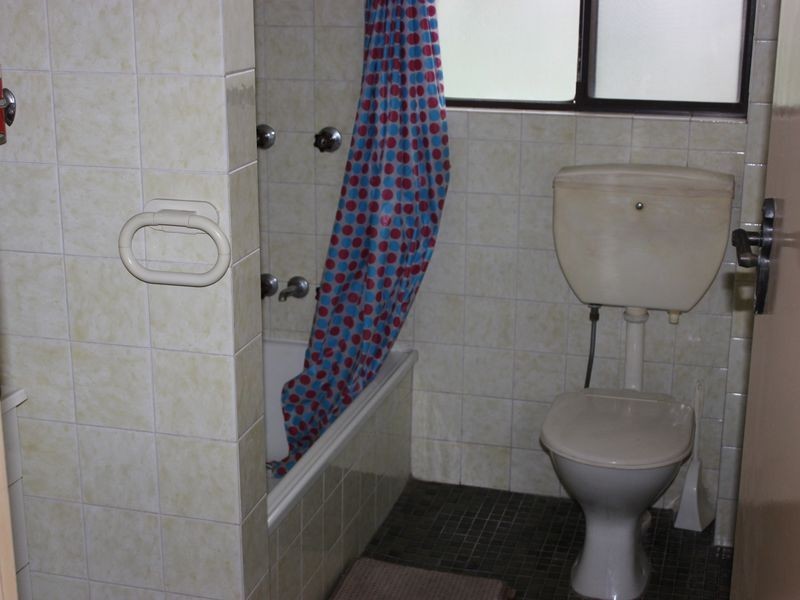 2/67 Taylor Street, Newtown QLD 4350