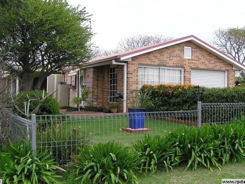 6 Luxford Street, Kearneys Spring QLD 4350