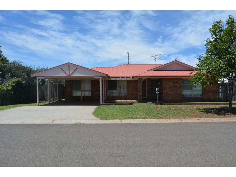 16 Fern Drive, Kearneys Spring QLD 4350