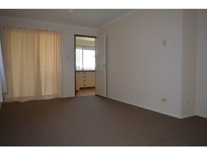 16 Fern Drive, Kearneys Spring QLD 4350