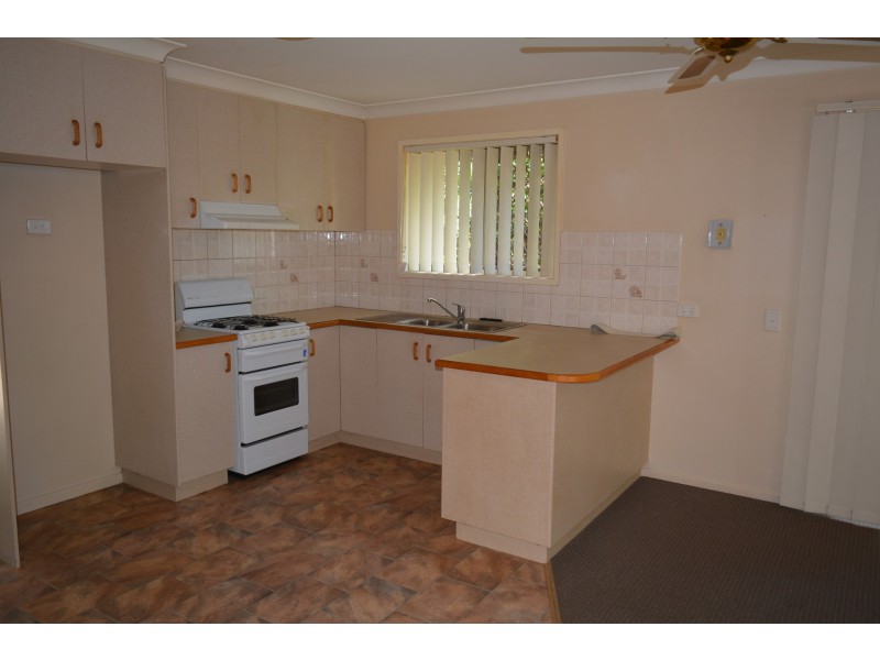 6/33 Helen Street, Newtown QLD 4350