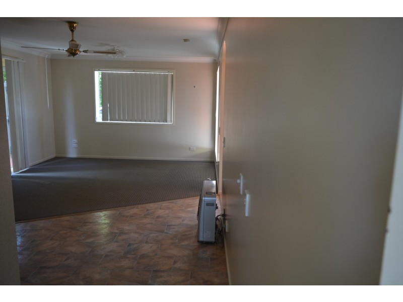 6/33 Helen Street, Newtown QLD 4350