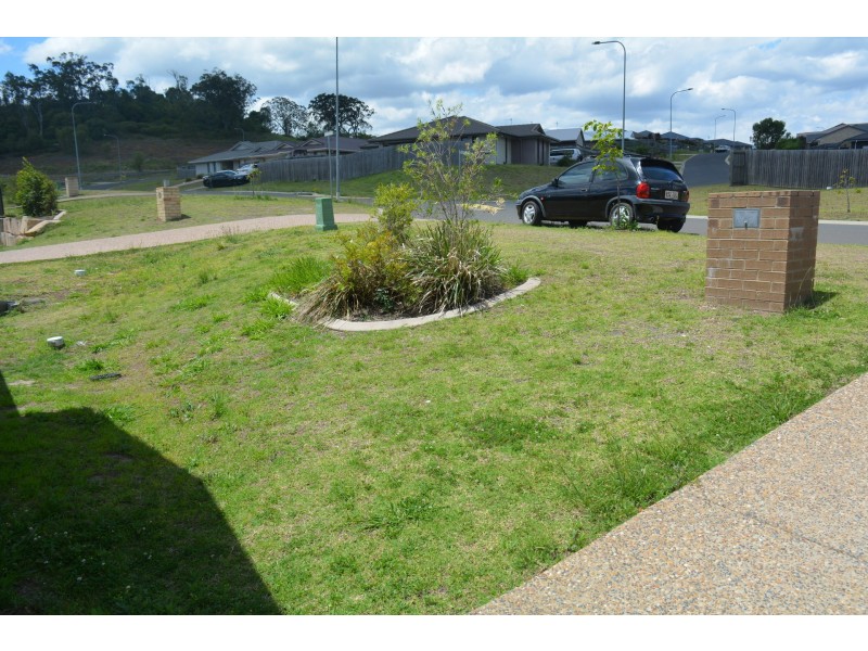 55 Kurrawa Crescent, Glenvale QLD 4350