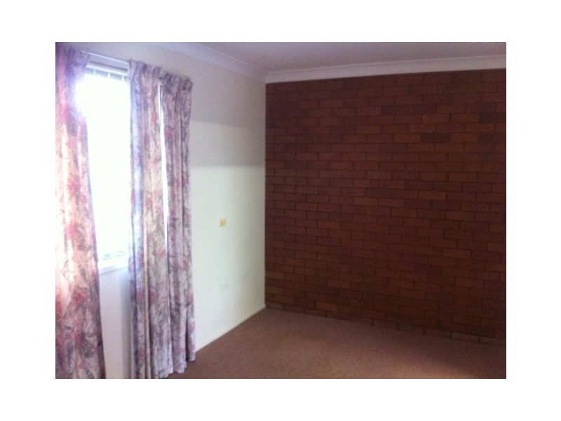 10a Panda Street, Harristown QLD 4350