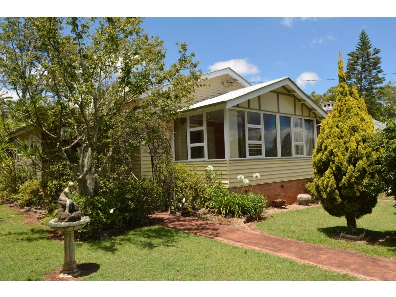 14 Arthur Street, East Toowoomba QLD 4350
