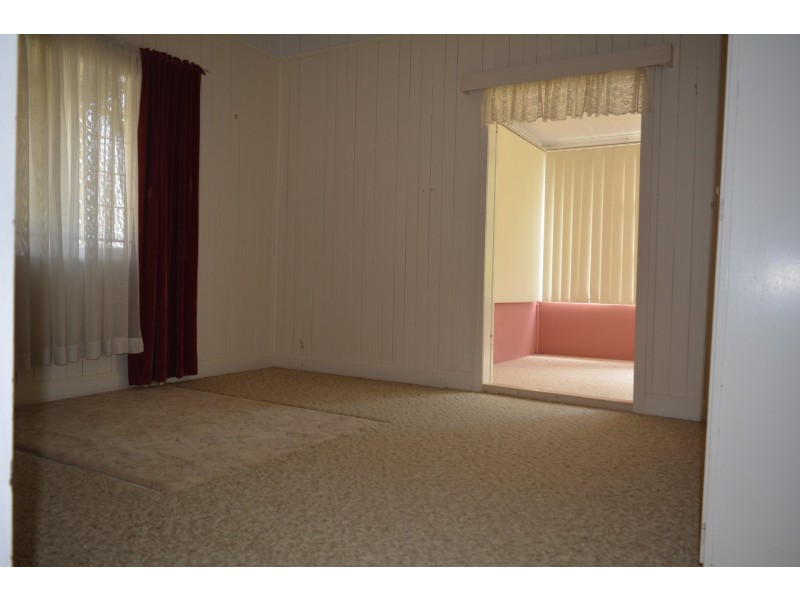 14 Arthur Street, East Toowoomba QLD 4350
