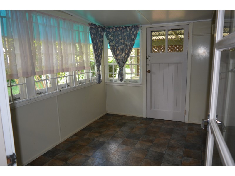 14 Arthur Street, East Toowoomba QLD 4350