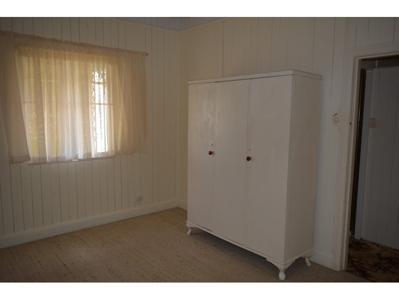 14 Arthur Street, East Toowoomba QLD 4350