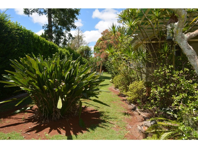14 Arthur Street, East Toowoomba QLD 4350
