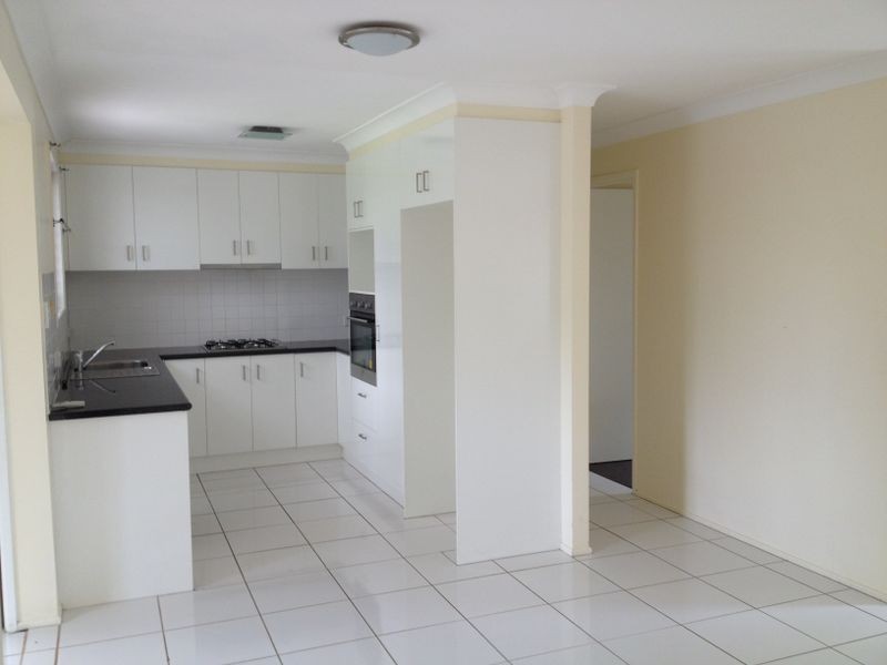 120 Hogg Street, Wilsonton QLD 4350