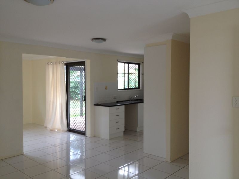 120 Hogg Street, Wilsonton QLD 4350