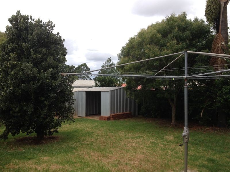 120 Hogg Street, Wilsonton QLD 4350