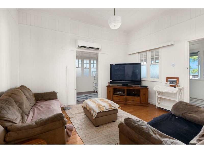 3 Second Avenue, Harristown QLD 4350