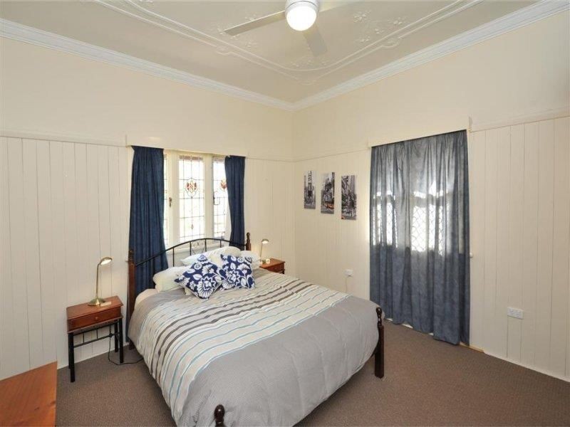 63 Alford Street, Mount Lofty QLD 4350