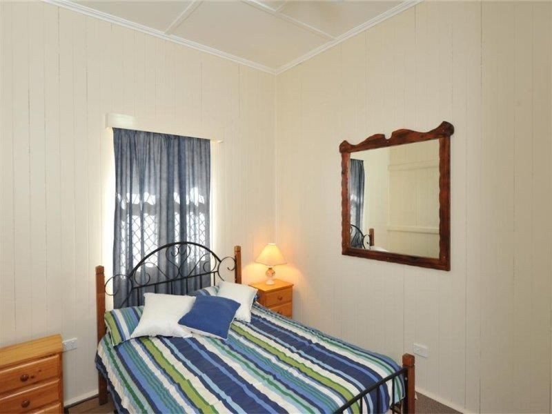 63 Alford Street, Mount Lofty QLD 4350