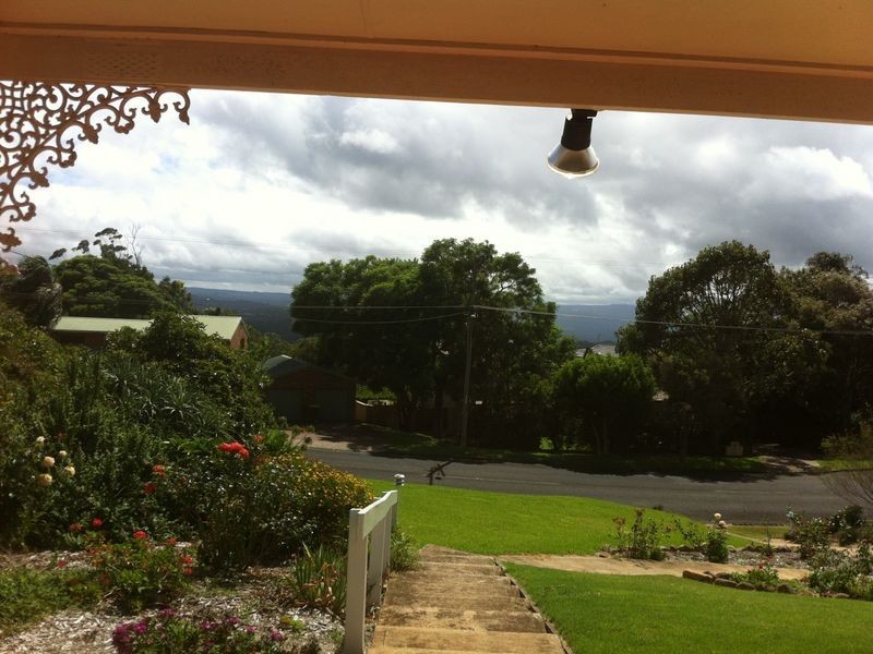 5 Skyline Drive, Blue Mountain Heights QLD 4350