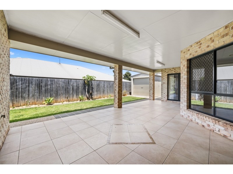 4 Pugh Street, Middle Ridge QLD 4350