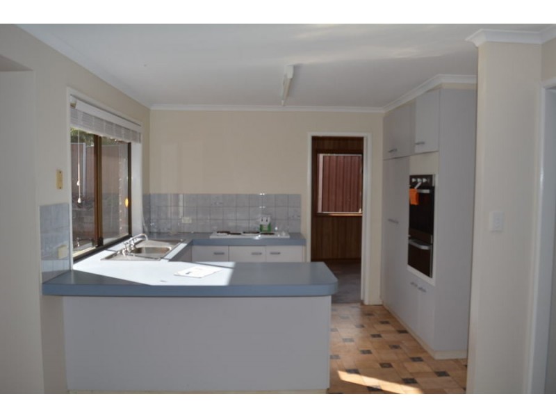 16 Coolawin Street, Wilsonton QLD 4350