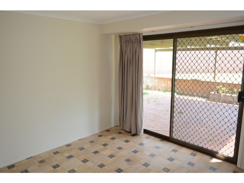 16 Coolawin Street, Wilsonton QLD 4350