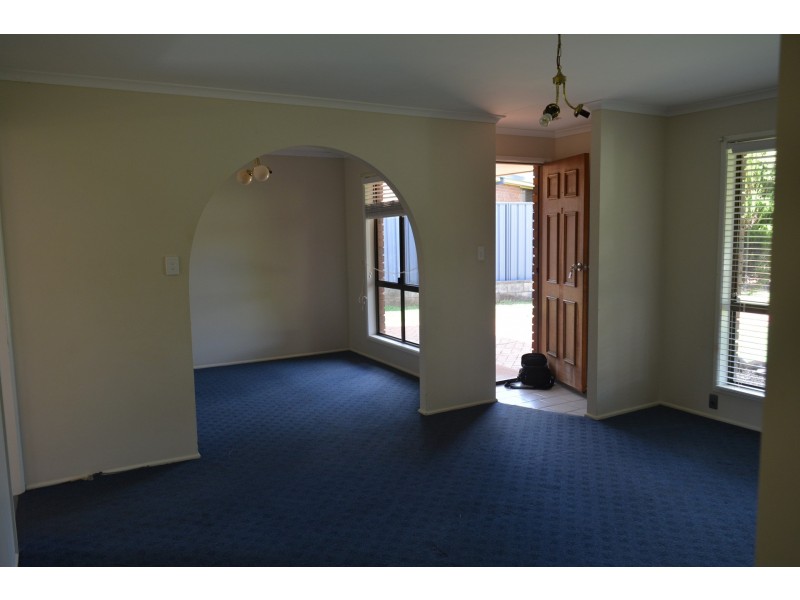 16 Coolawin Street, Wilsonton QLD 4350